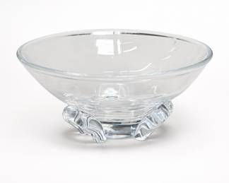 Lot 279: Steuben Crystal Bowl with Three Scroll Feet