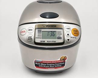 Lot 356: Zojirushi NS-TSC10 Micom 5.5-Cup Rice Cooker & Warmer