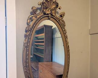 Oval Giltwood Wall Mirror, Rococo Crest