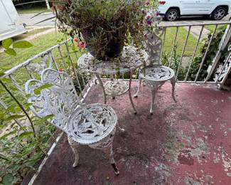 Wrought iron garden patio furniture