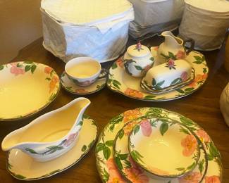 China Desert Rose12piece place settings and accessories 