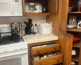 Kitchen appliances 