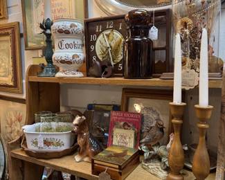 lots of vintage and collectible items available for purchase