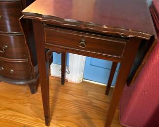 #31 Antique Wood Drop-Side End Table w/1 drawers (some finish issues) -16-31x15x26 $100.00