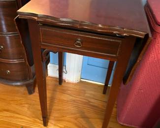 #31 Antique Wood Drop-Side End Table w/1 drawers (some finish issues) -16-31x15x26 $100.00