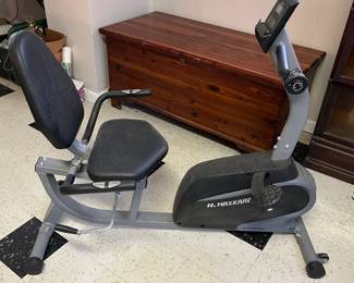 #130 MaxKare Manual Bicycle Exercise Bike - You Move $40.00
