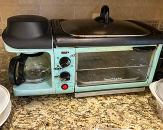 #196 Nostalgic Toaster oven, Grill Top, and Coffee Maker Side $25.00