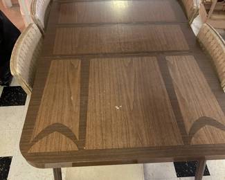 #132 Mid-Century Modern Vintage laminate Table w/2 leaves 6 chairs - Very Retro - 48-71x36x29.5 $175.00