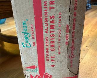 #121 Evergleam Stainless Aluminum Tree w/58 Branches - 4 foot w/Box (4 extra branches) $350.00