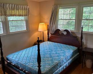 #22 Queen Size American Drew Bed w/Mattress and Boxsprings - Mira Rest Ultra Trim $175.00