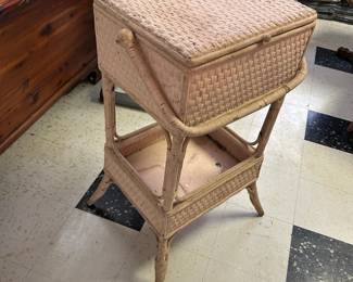 #134 Wicker End Table w/top Flip-up lid and bottom Shelf - Painted - 17x12x29 $25.00