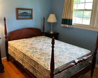 #29 Wood Full Size 4 Poster Bed w/Mattress/Boxsprings - Posture Perfect $150.00