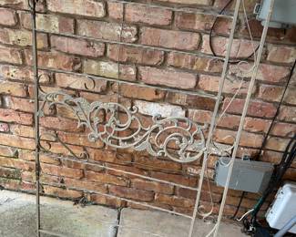 #112 Steel Gate w/Decorative Center - 29x47 $45.00