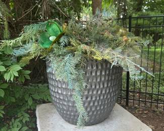 (2) flower pots.....