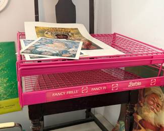Mattel Pink Display - Barbie