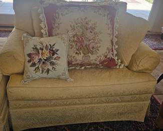 Quality Furnishings/Décor & More