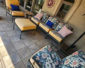 Quality Furnishings/Décor & More