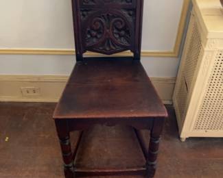 Antique Hand-Carved Gothic Revival Style Wooden Chair - Grand Rapids Bookcase & Chair Co. Stuart oak.