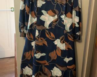 Maskit Vintage Long Sleeve Floral Print Maxi Dress