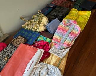 Large amount of linen and fabric - perfect for artists