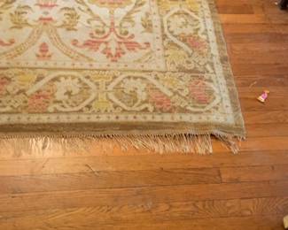 Vintage Traditional Floral Area Rug with Fringe