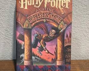 Harry Potter and the Sorcerer's Stone Hardcover | J.K. Rowling | Early U.S. Edition