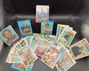 Vintage NFL Football Card Lot | Hall of Famers & Stars | Topps, Fleer & Team Leaders | 1970s–1980s