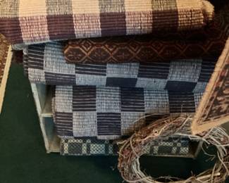 Woven Checkered and Geometric Pattern Throw Blankets