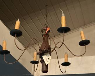 Irvin's Country Tinware Harrison 5-Arm Wood Chandelier