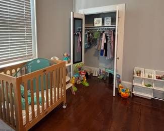 Baby toys & kids clothing & costumes
