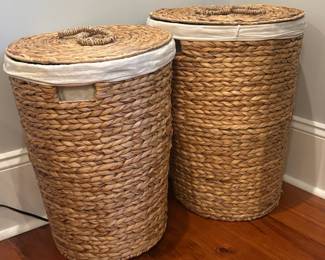 Basket laundry hampers
