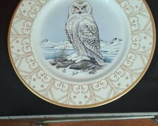 Edward Marshall Boehm Snowy Owl Bone China Plate