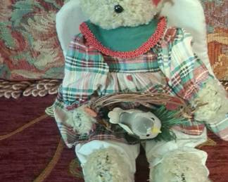 Boyds Bears Angel Bear with Bird in Basket