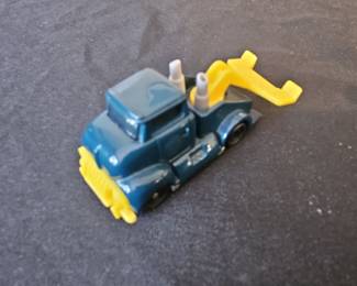 Hot Wheels 1994 Car Lift Tow Truck WT 11