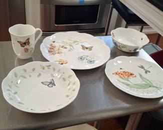 Lenox Butterfly Meadow Collection (service for 8)