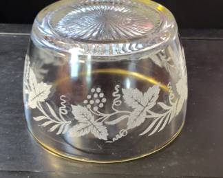 Bartlett Collins Glass Bowl with Grapes and Leaf Etching and Gold Rim