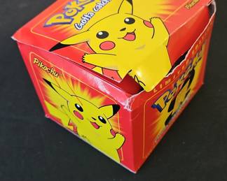 1999 Burger King Pokémon 23K Gold-Plated Pikachu Trading Card and Poké Ball Set