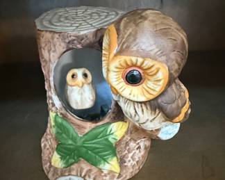 Flambro "Little Owl" Ceramic Wind-Up Music Box