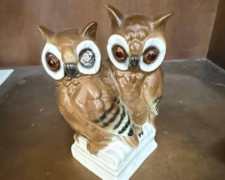Pair of E&R Golden Crown Porcelain Owls on Book Base