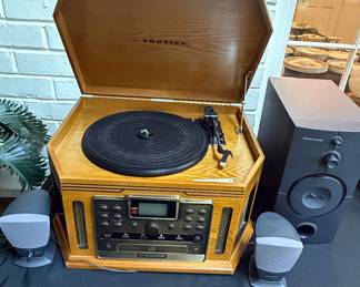 Crosley CR704CH Deluxe Turntable with CD Recorder