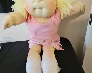 2003 Cabbage Patch Kid Anniversary Doll with Clothes Bag