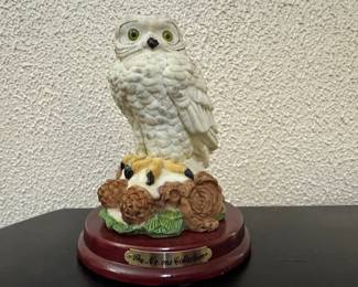 The No. one Collection Snowy Owl Figurine