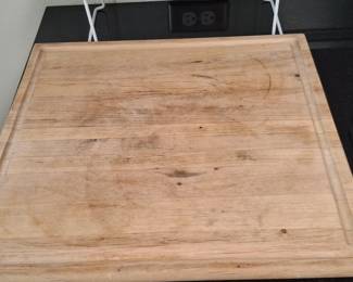 Maple Wood Cutting Board with Juice Groove