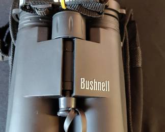 Bushnell 10x42 Binoculars with Case and Strap