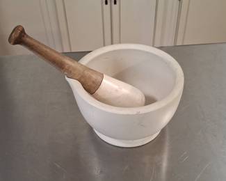 Vintage Thomas Maddock & Sons Porcelain Mortar and Pestle Set