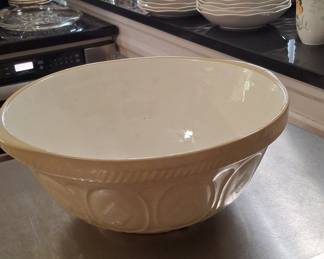 T.G. Green Ltd. "Gripstand" Mixing Bowl - Size 6's