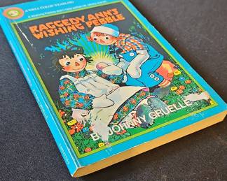 Raggedy Ann's Wishing Pebble