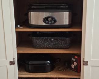 GE Slow Cooker and Roasting Pans