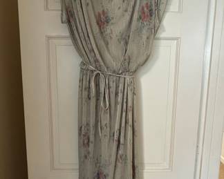 Vintage Floral Pleated Midi Dress