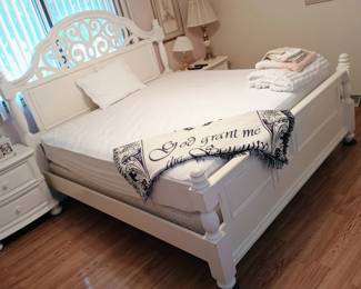 Very cute white bedroom set. Nightstands, dressers, and bed